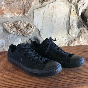 Chuck Taylor All Star Low Top - Black Monochrome